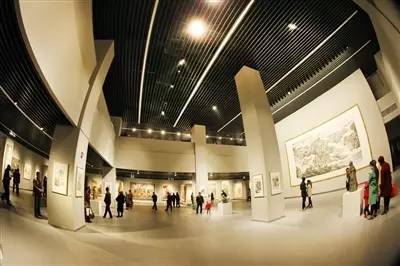 青海夏夜美術(shù)館 限時免費開放，點亮文化夜生活